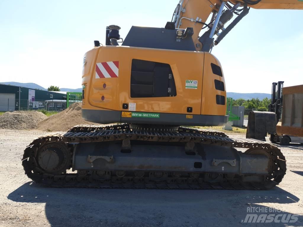 Liebherr R 926 履带挖掘机