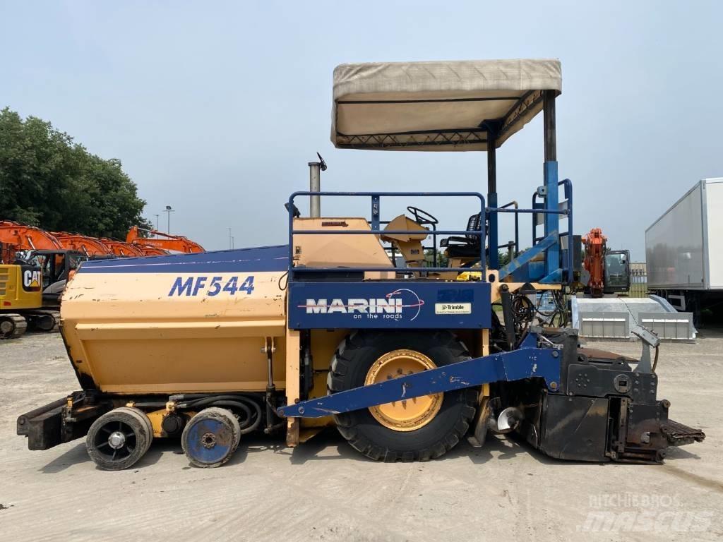 Marini MF544 WD 沥青摊铺机
