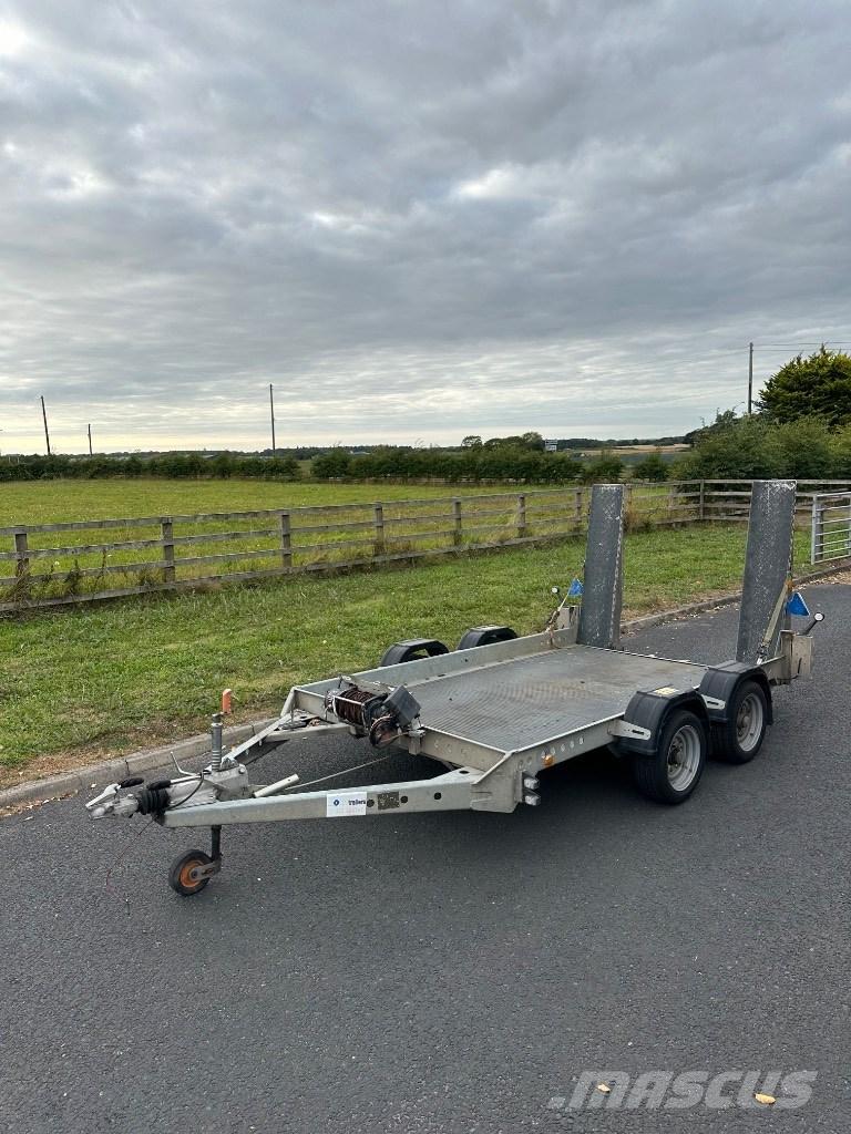  MOTIV TC3000 轻型拖车