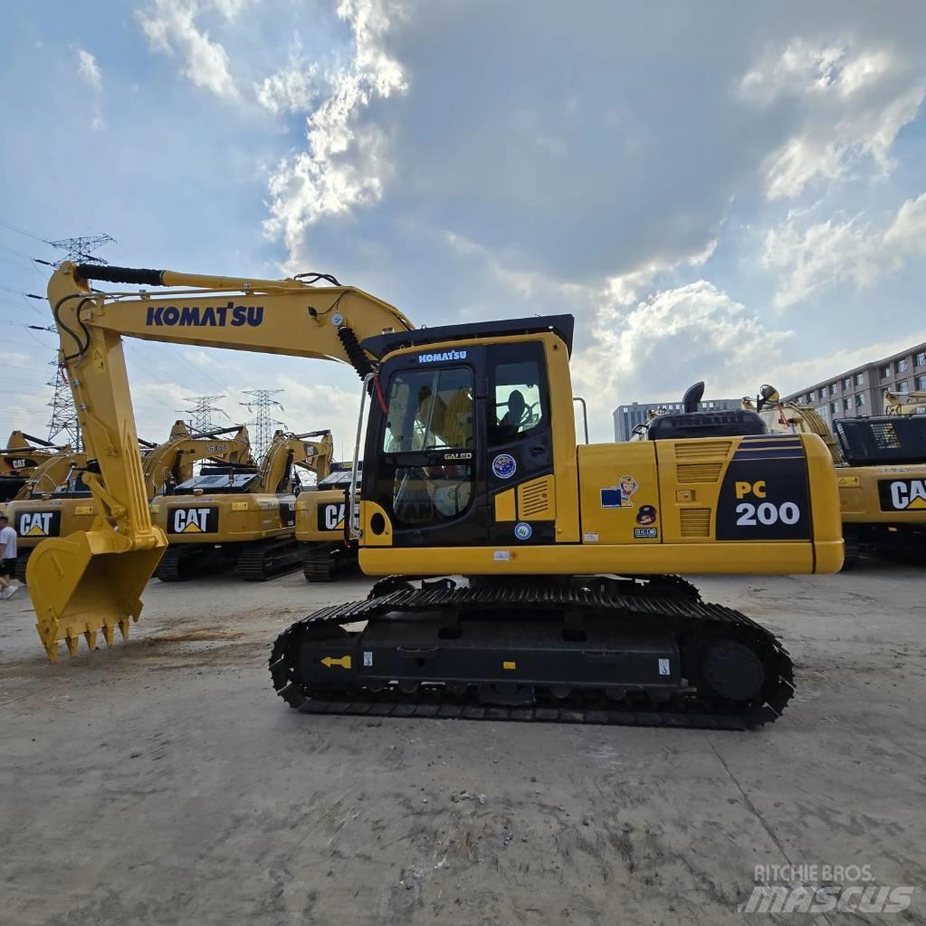 Komatsu PC 200-8 履带挖掘机