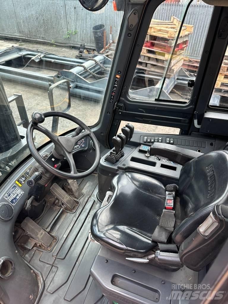 Hyundai 70 D-9 柴油叉车
