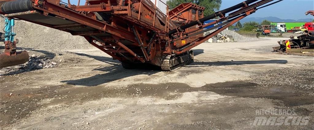 Terex Finlay 663 移动式筛分机