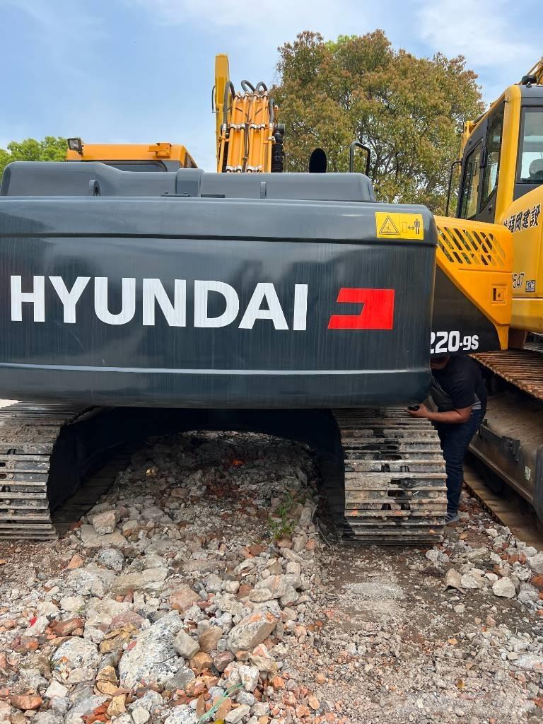 Hyundai 220LC-9S 履带挖掘机