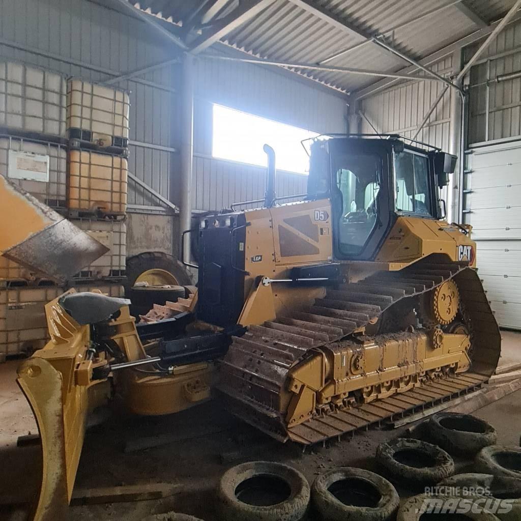 CAT D 5 LGP 履带式推土机