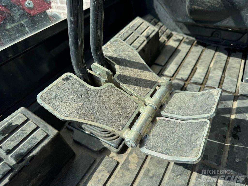 Yanmar SV22 小型挖掘机