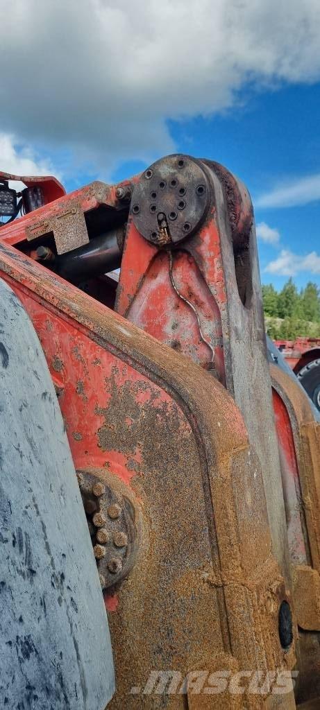 Sandvik LH 410 地下装载机