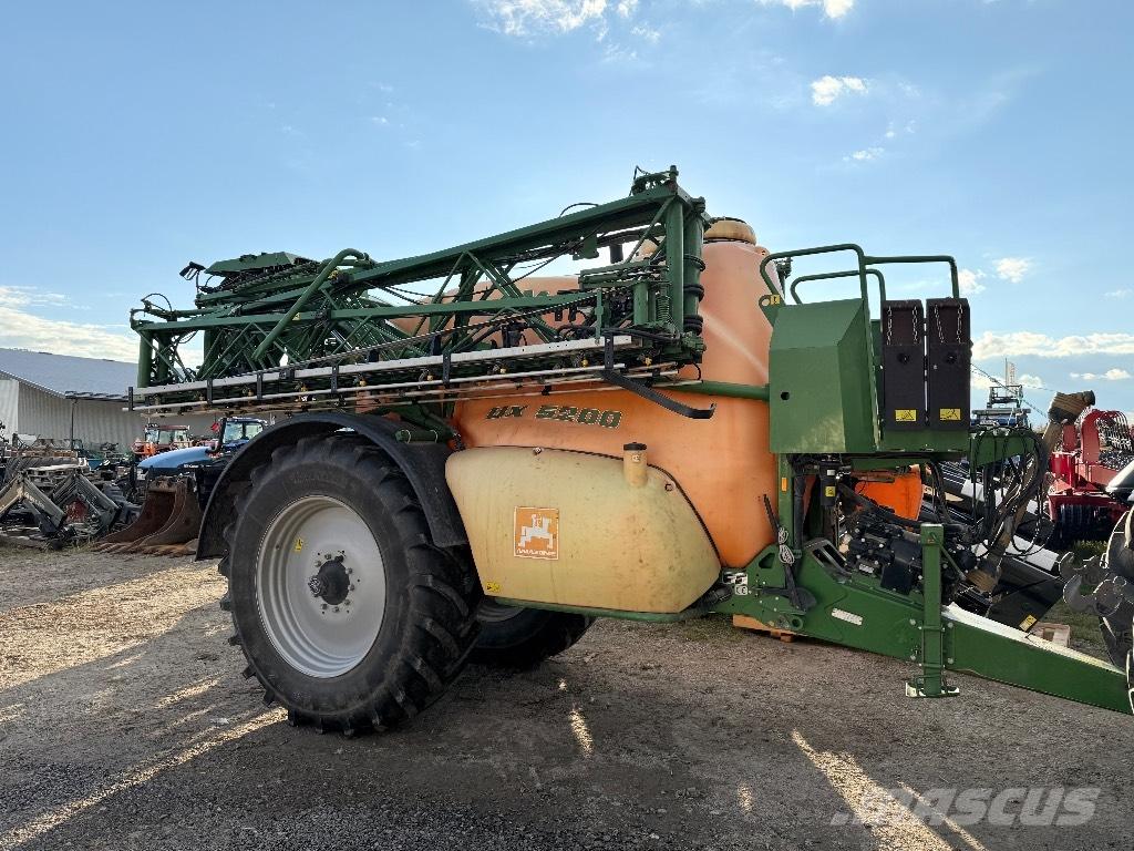 Amazone UX 5200 36m 牵引式喷雾机