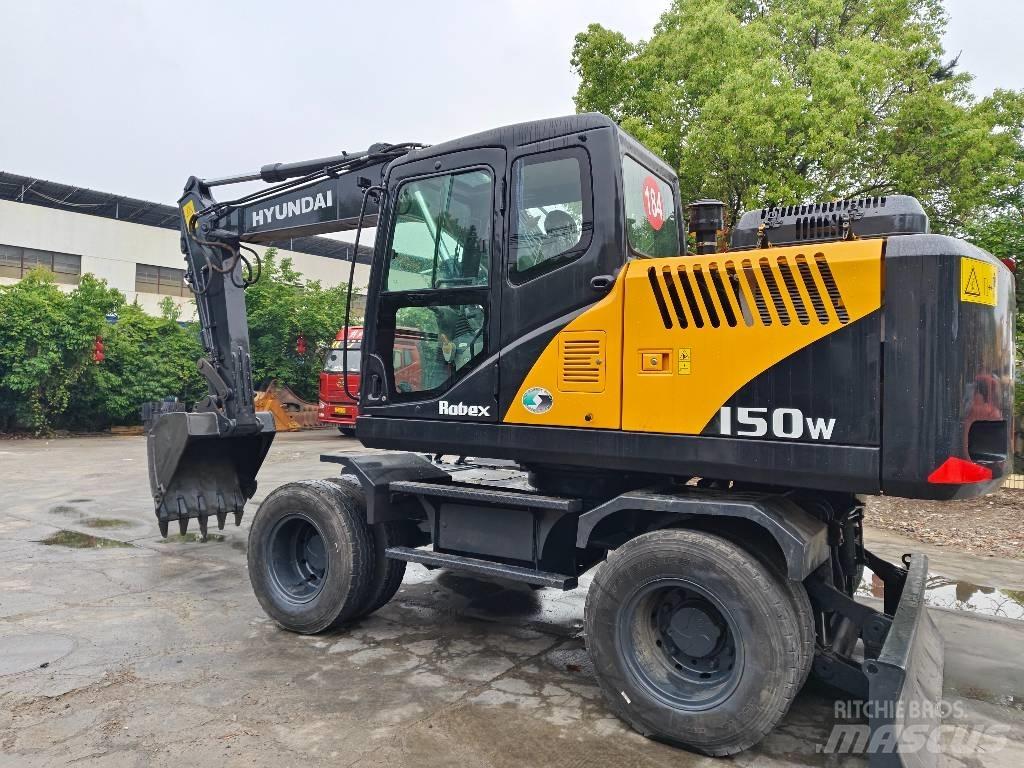 Hyundai 150w 轮式挖掘机