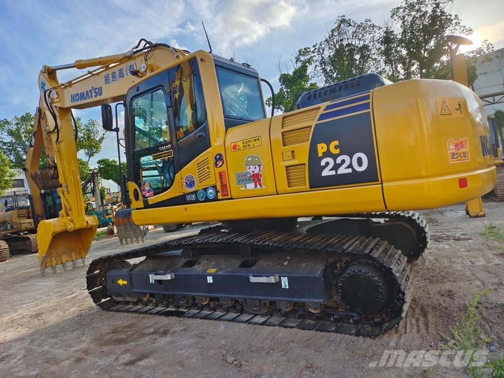 Komatsu PC 220 履带挖掘机