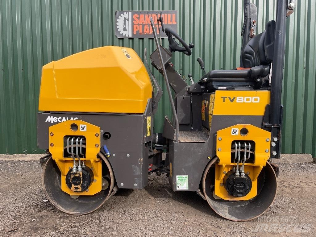 Mecalac TV 800 双轮压路机