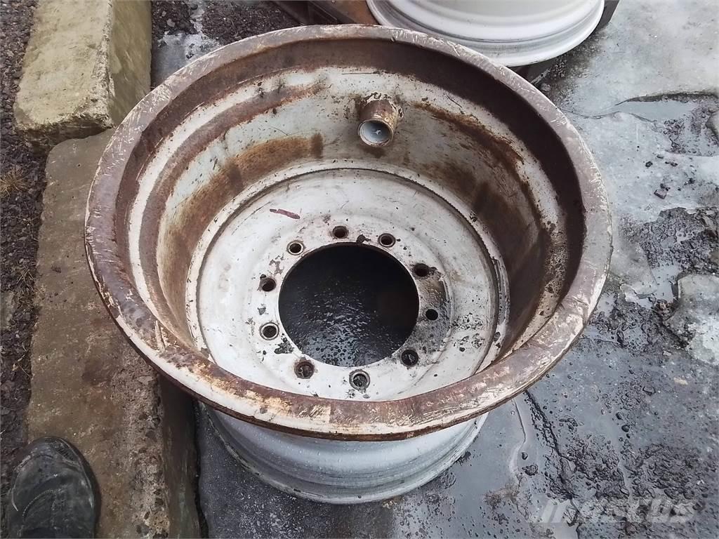 Valmet 890 20x26 轮胎、车轮和轮圈