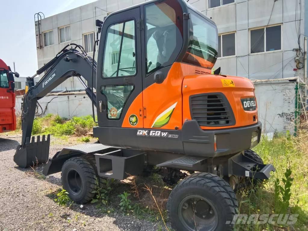 Develon DX60W ECO 轮式挖掘机