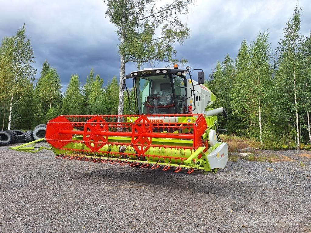 CLAAS Avero 240 联合收割机