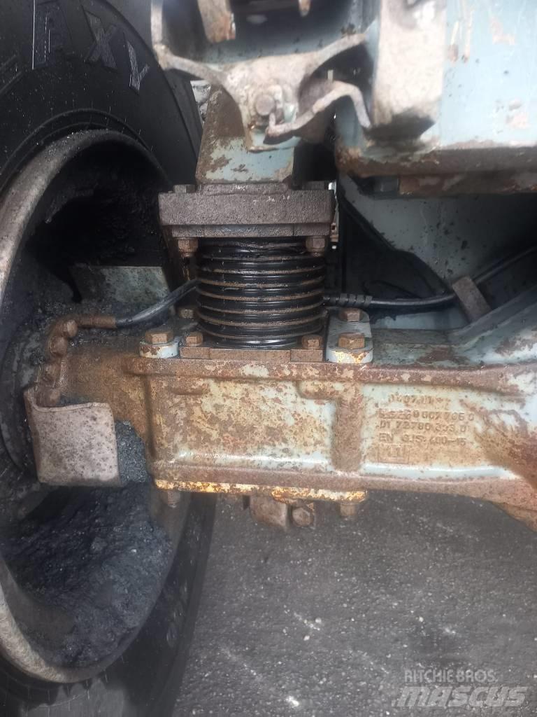 Terex TA 300 铰接式自卸车