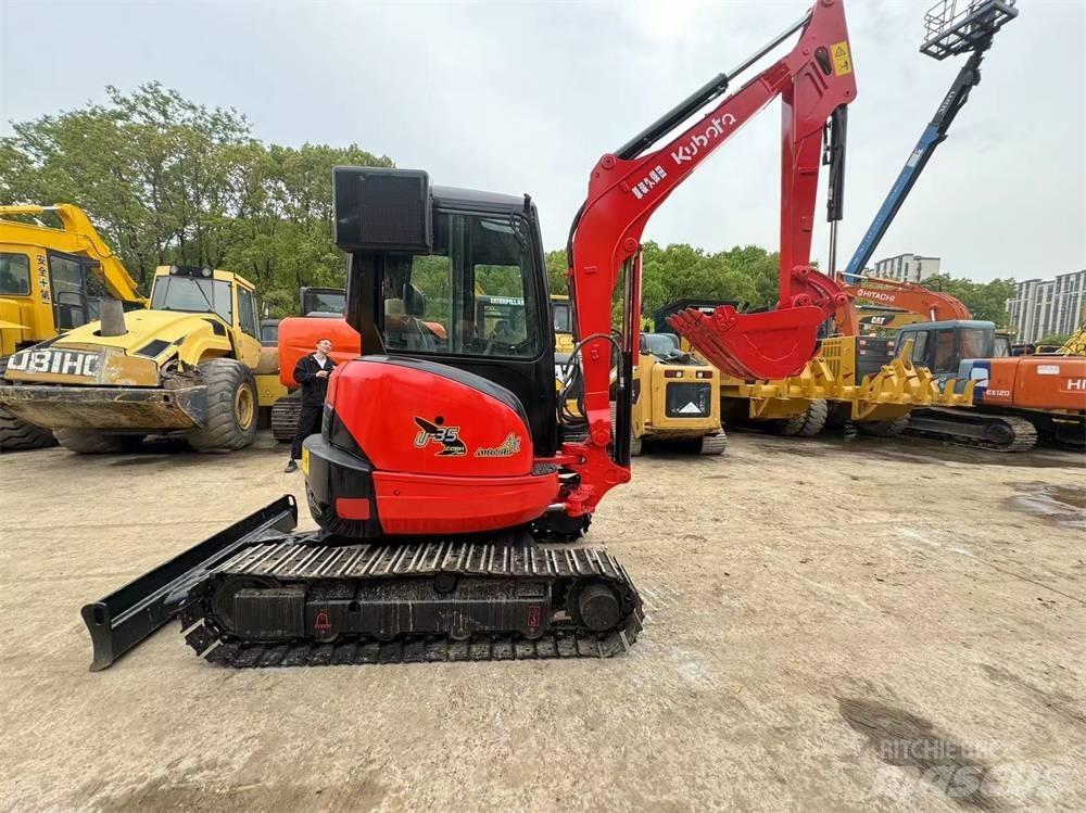 Kubota U 35-3 小型挖掘机