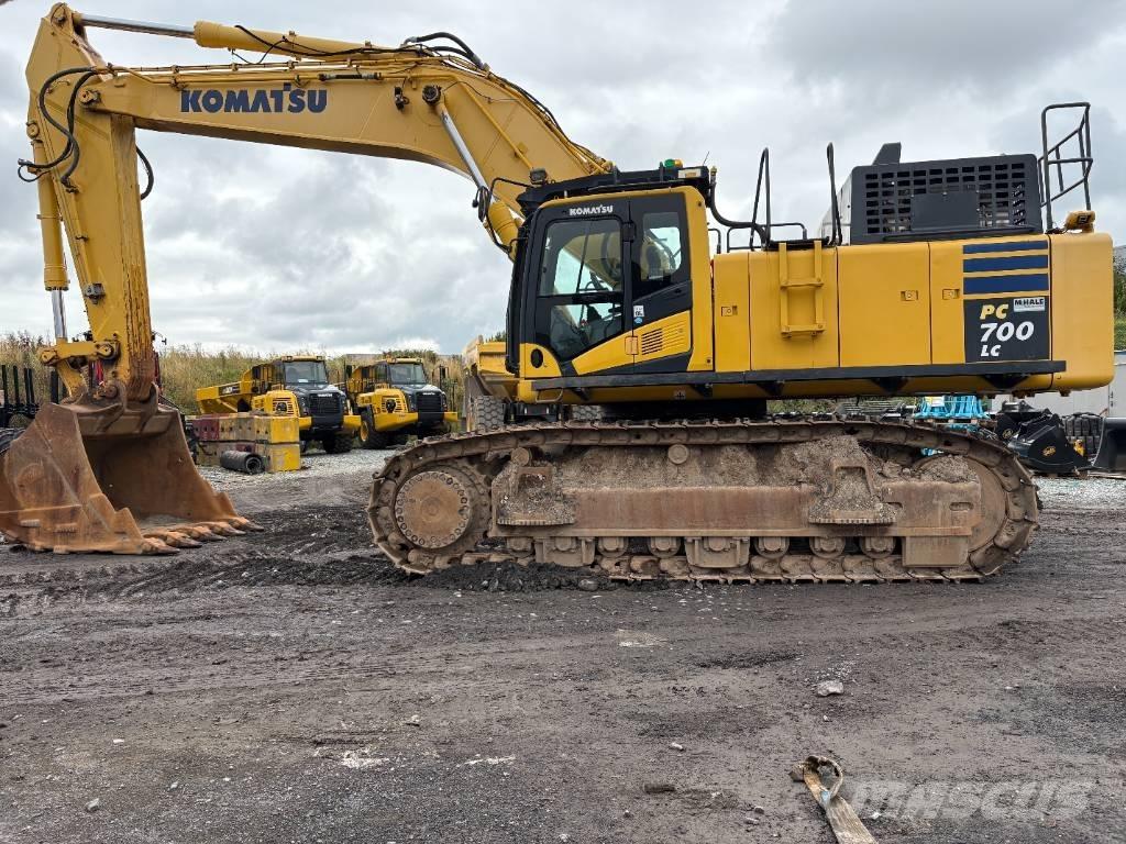 Komatsu PC700LC-11 履带挖掘机