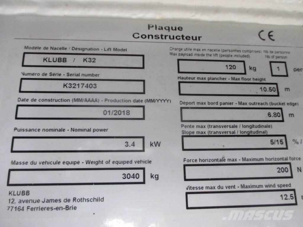 Klubb K32 车载式高空作业车