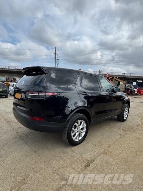 Land Rover Discovery 汽车
