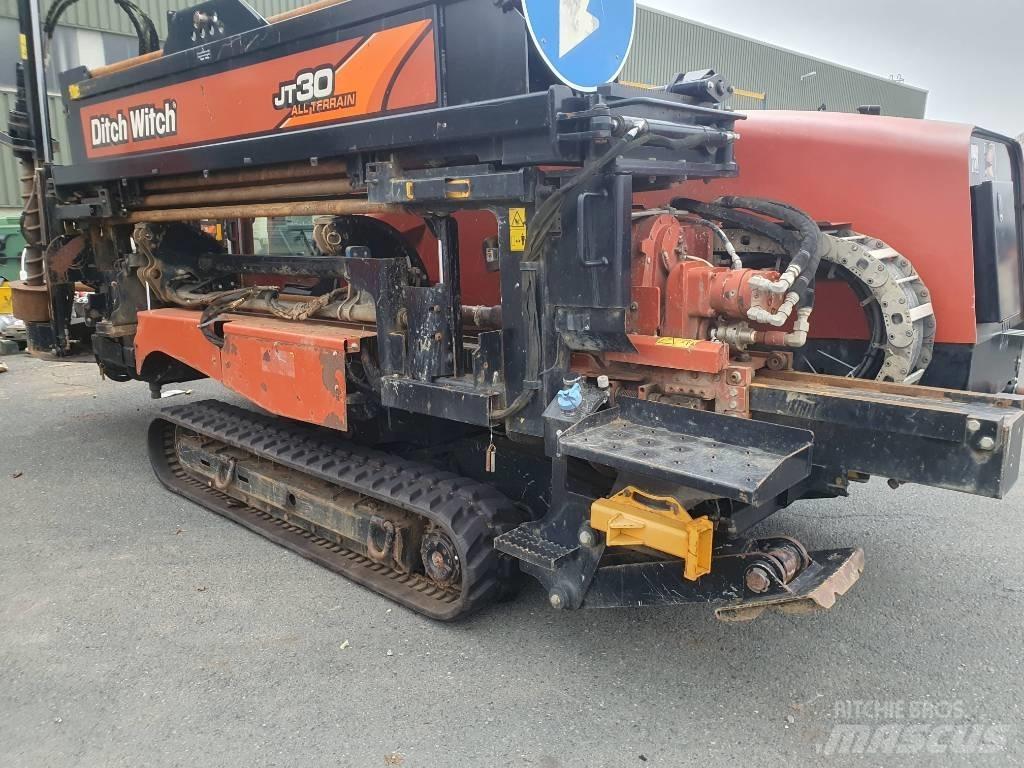 Ditch Witch JT 30 AT 水平定向钻井设备