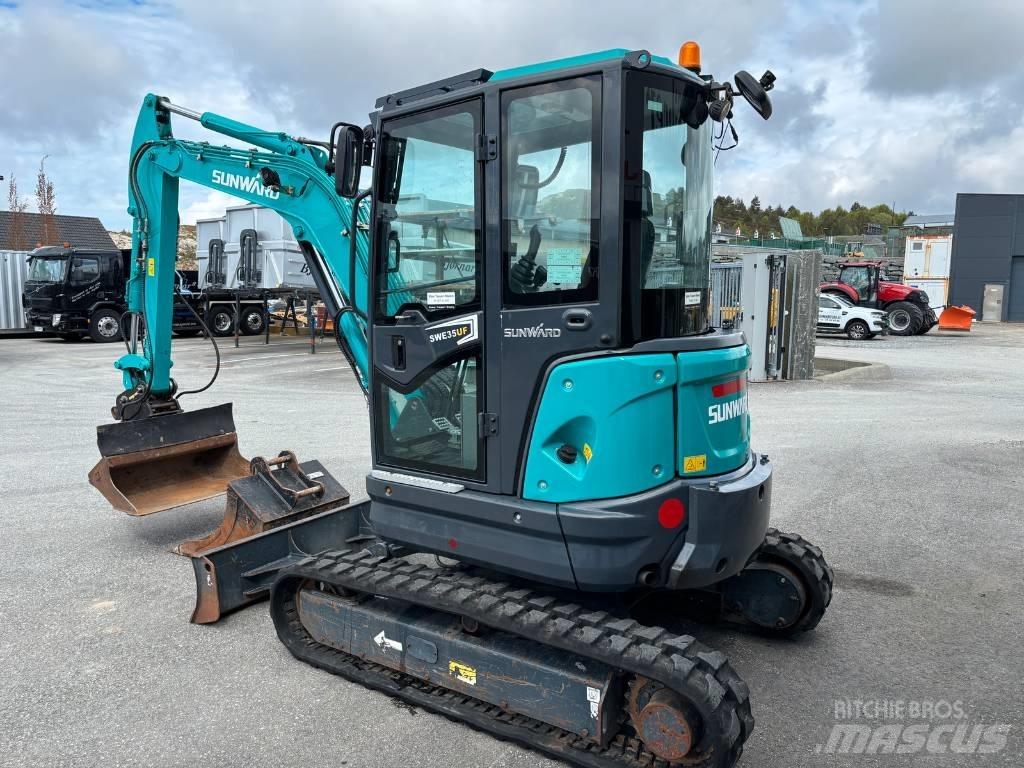 Sunward SWE 35 UF 小型挖掘机