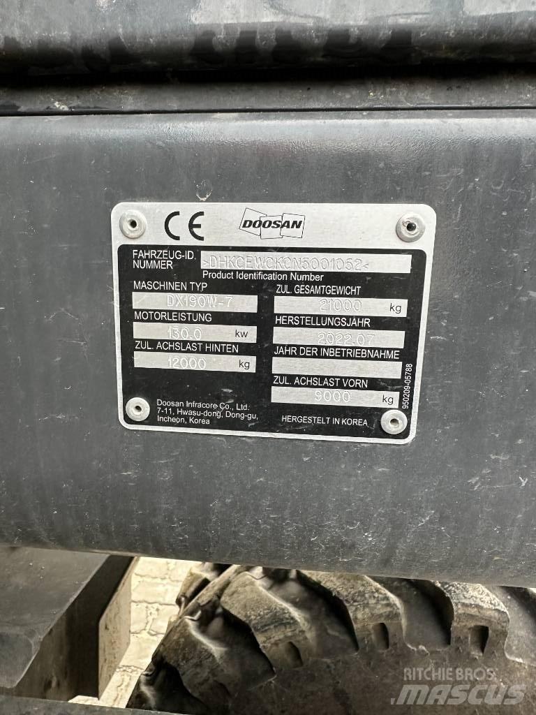 Doosan DX 190 W-7 轮式挖掘机