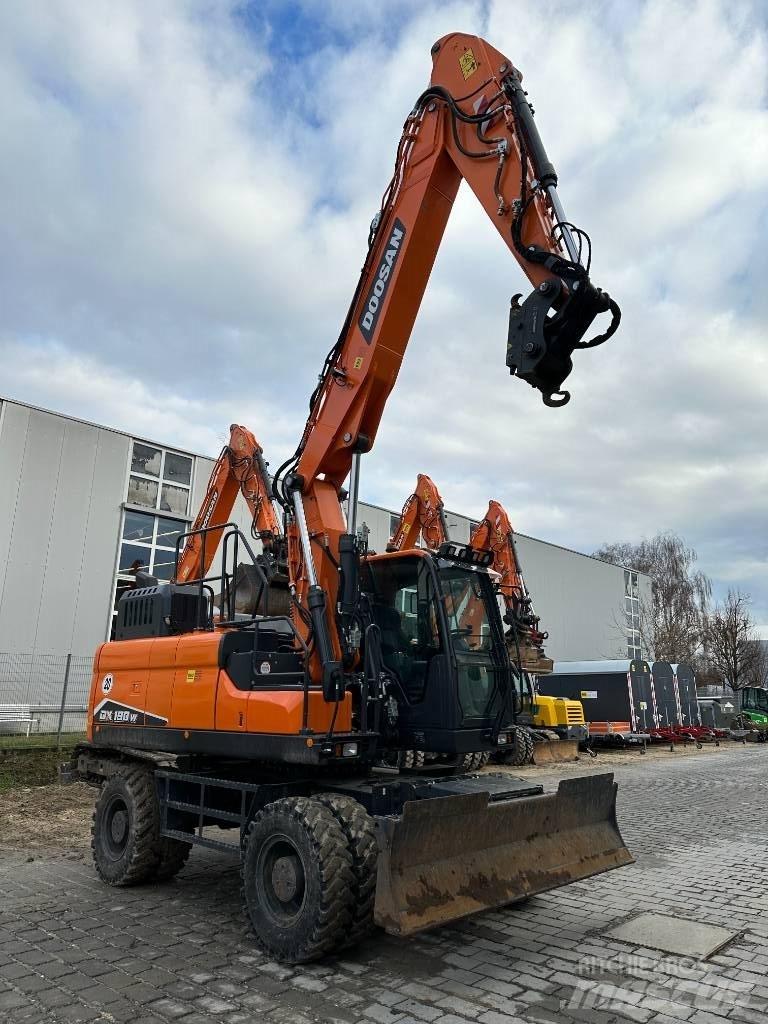 Doosan DX 190 W-7 轮式挖掘机