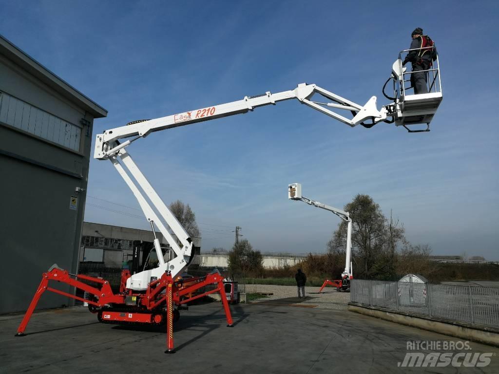 EasyLift R 210 曲臂高空工作平台