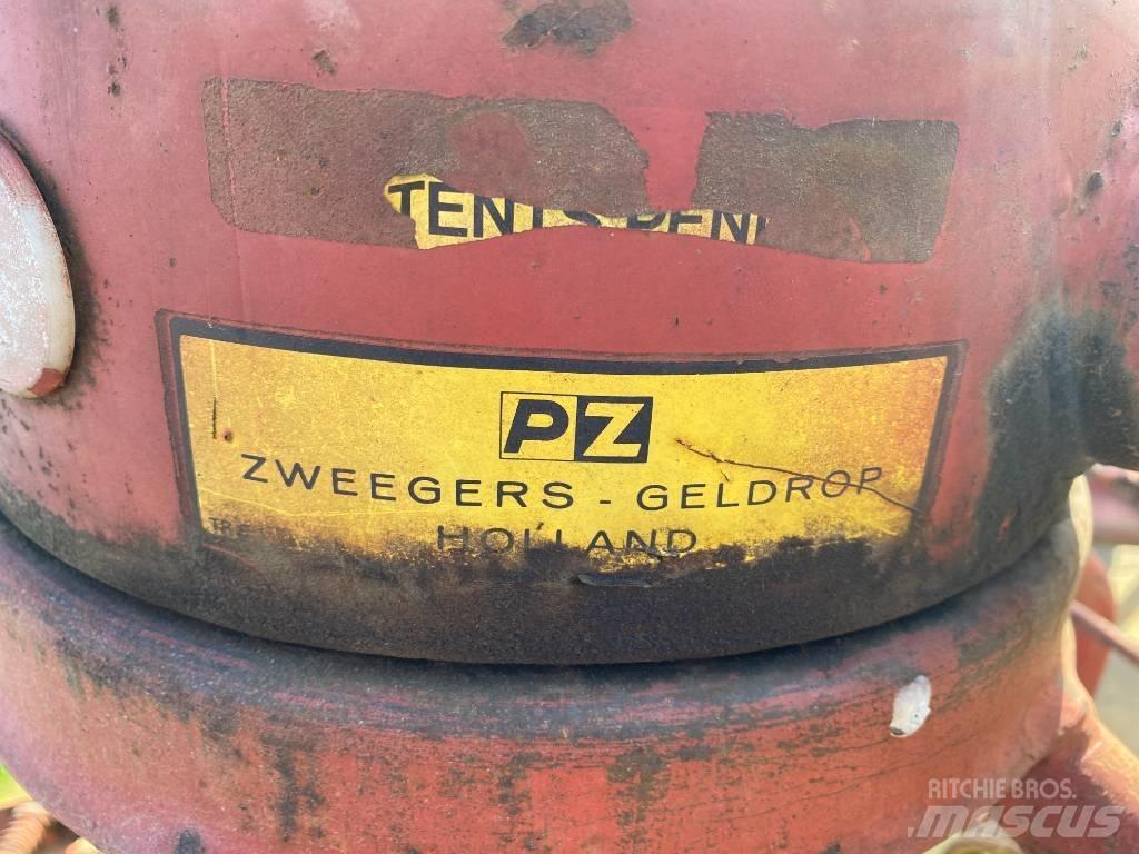 PZ Scudders 犁耙和摊草机