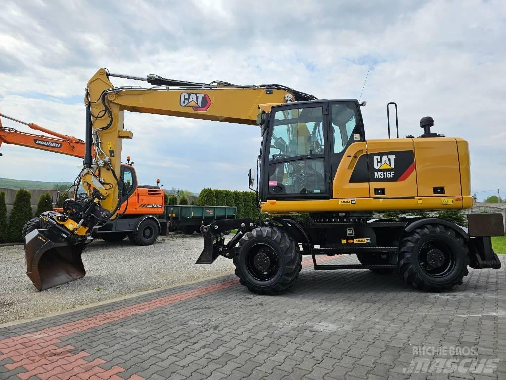 CAT M 316 F 轮式挖掘机