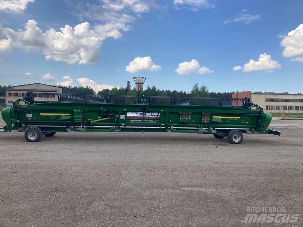John Deere 640 X 联合收割机