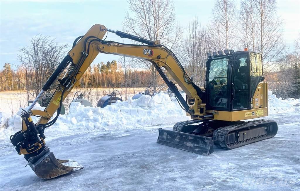 CAT 306 CR 小型挖掘机