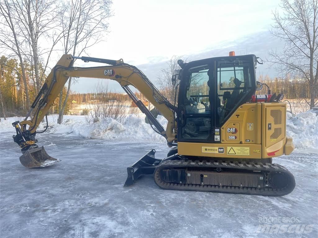 CAT 306 CR 小型挖掘机