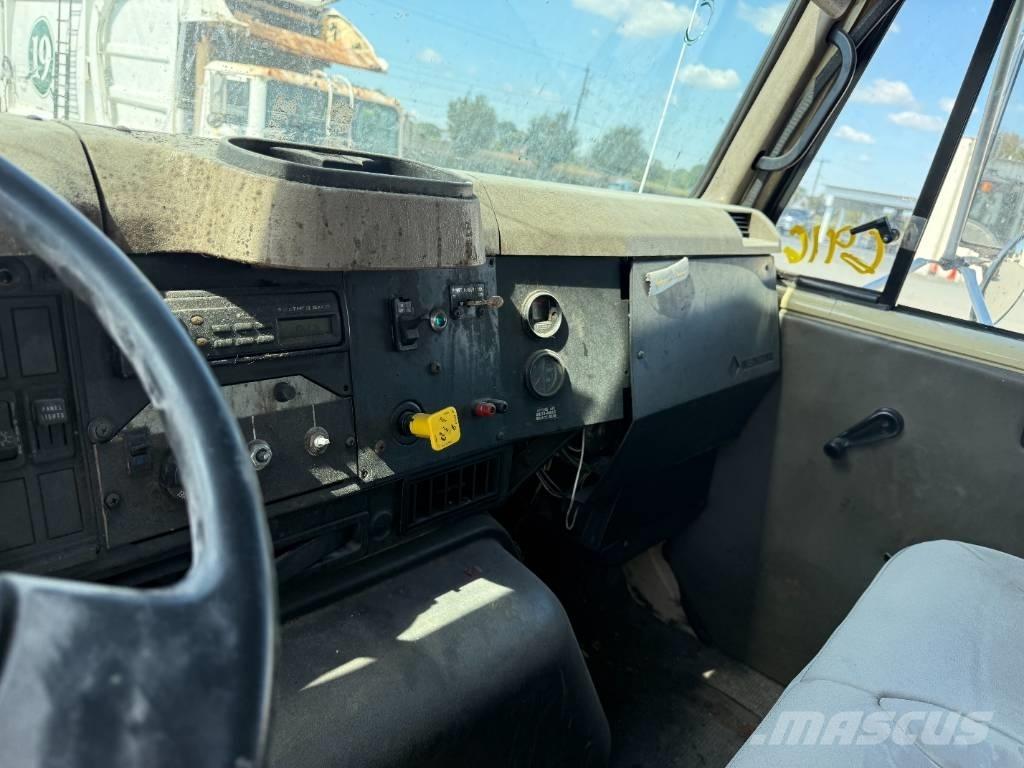 International 2574 垃圾车