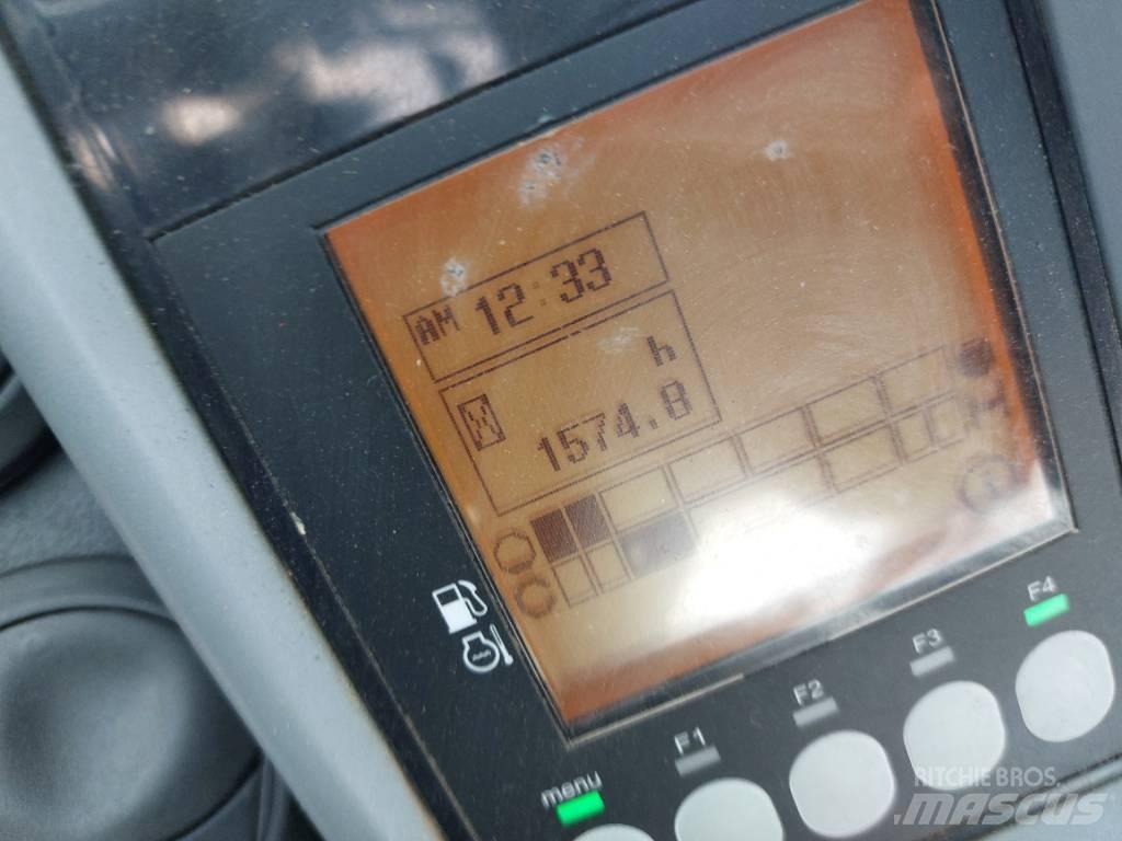 Yanmar Vio27-6 小型挖掘机