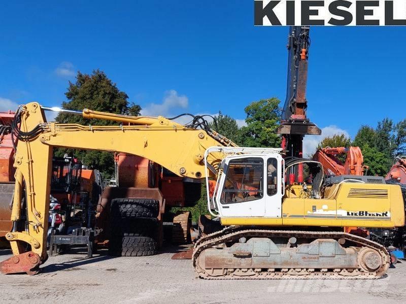 Liebherr R 944 VH 组装挖掘机
