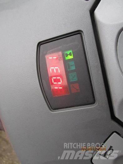 BT SWE 080L 手推堆垛车