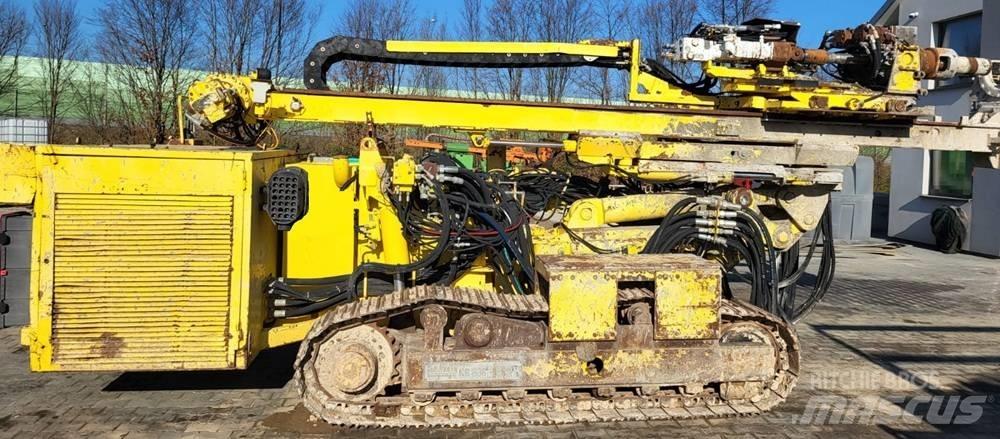 Klemm KR806-3D 打桩机