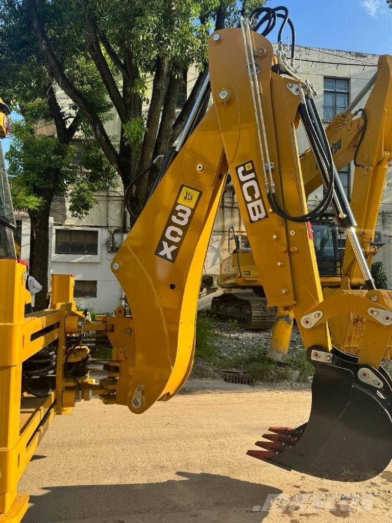 JCB 3 CX 反铲装载机