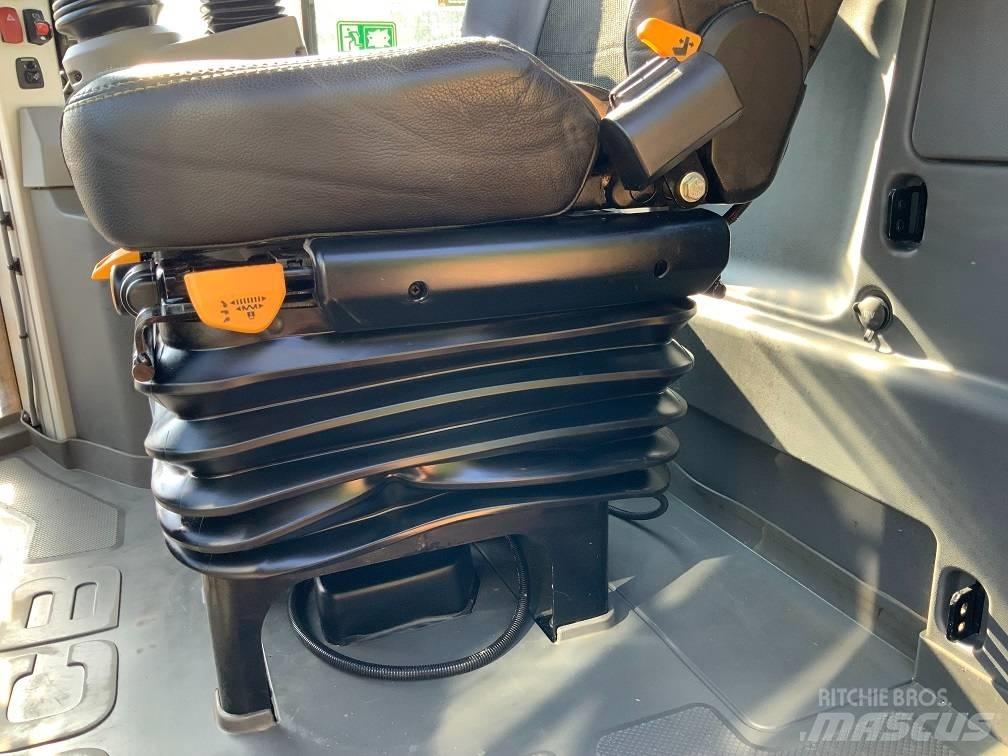 JCB 457 HT 轮式装载机