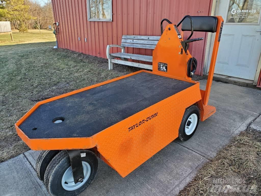 Taylor-Dunn SC100 搬运车