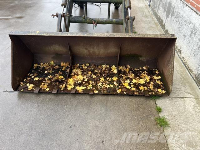 Mailleux TN750A 前装载和挖掘机