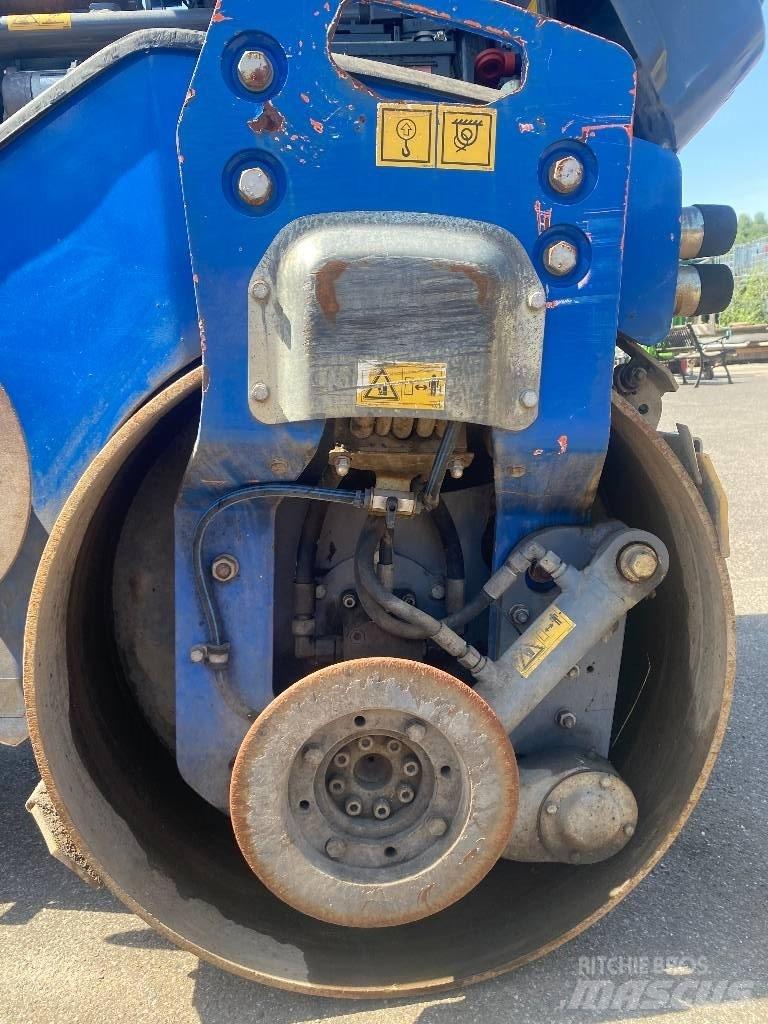 Hamm HD 12 VV 双轮压路机