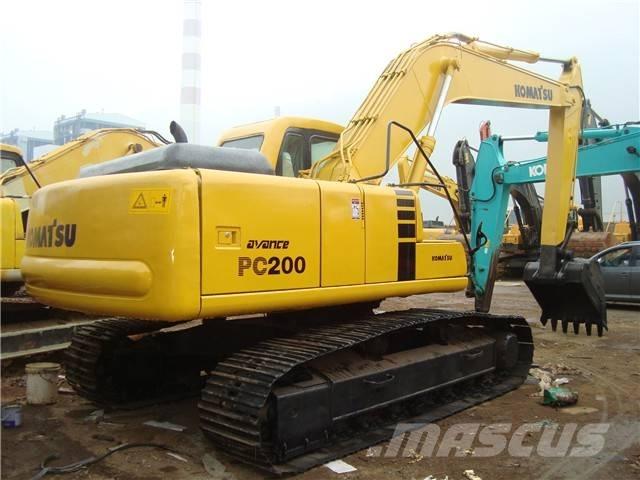 Komatsu PC 200 履带挖掘机