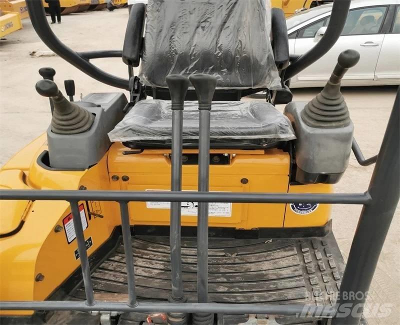 Kubota U17 小型挖掘机