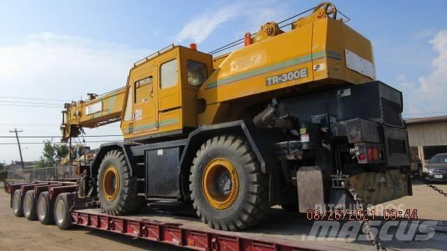 Tadano TR 300 E-1 越野轮胎起重机︳越野吊︳越野起重机︳移动式起重机