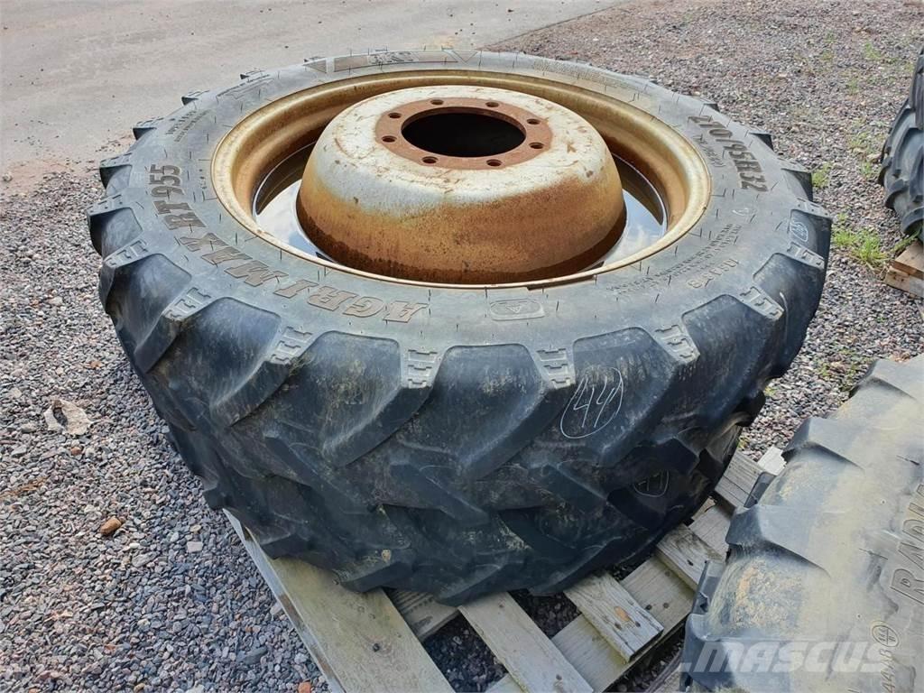 BKT 270/95R32 x2 轮胎、车轮、轮圈