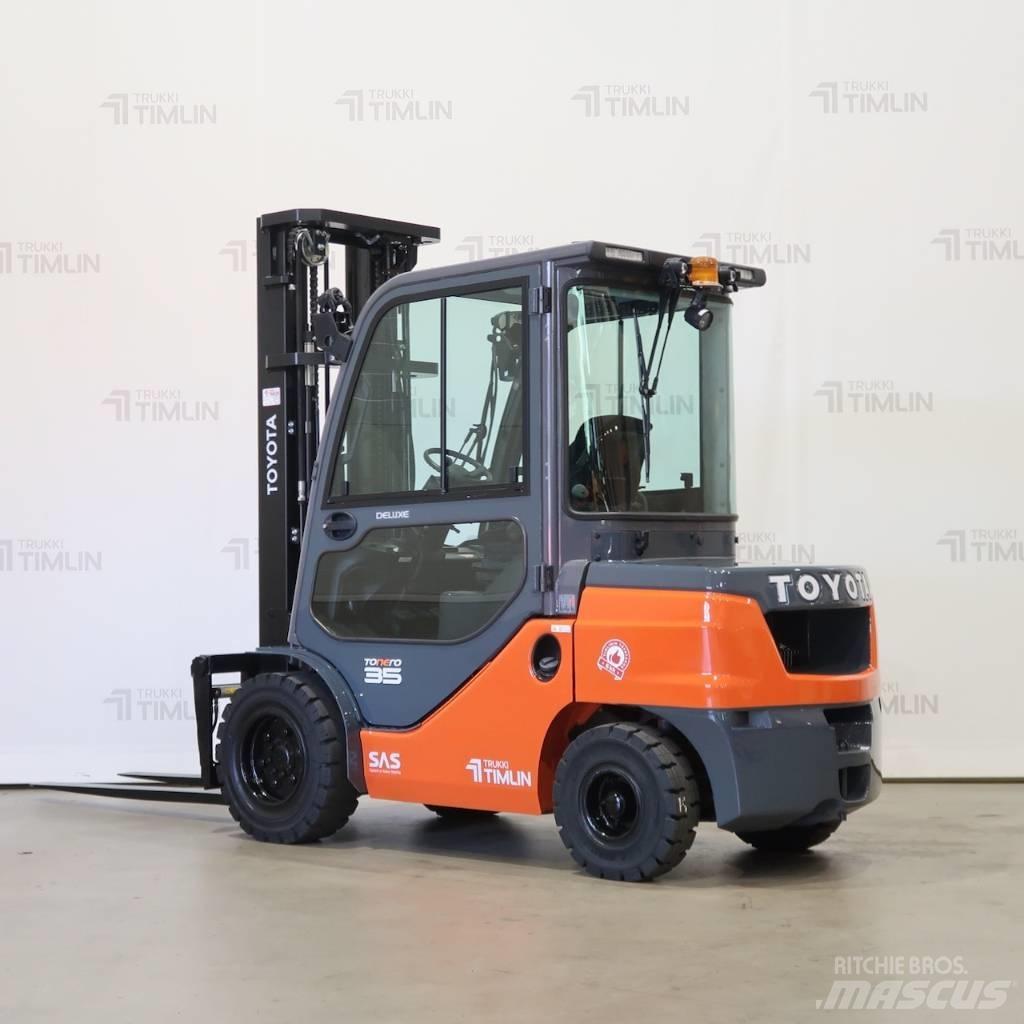 Toyota 02-8FDJF35 柴油叉车