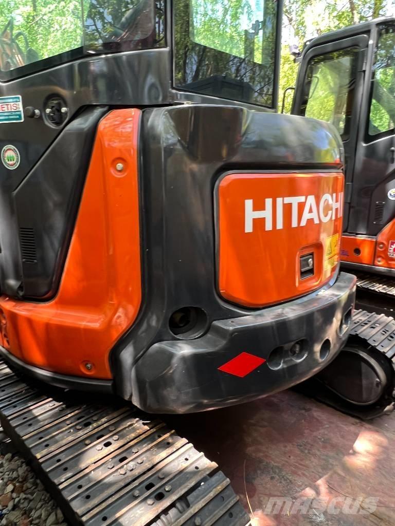  HIRACHI ZX50UR 小型挖掘机