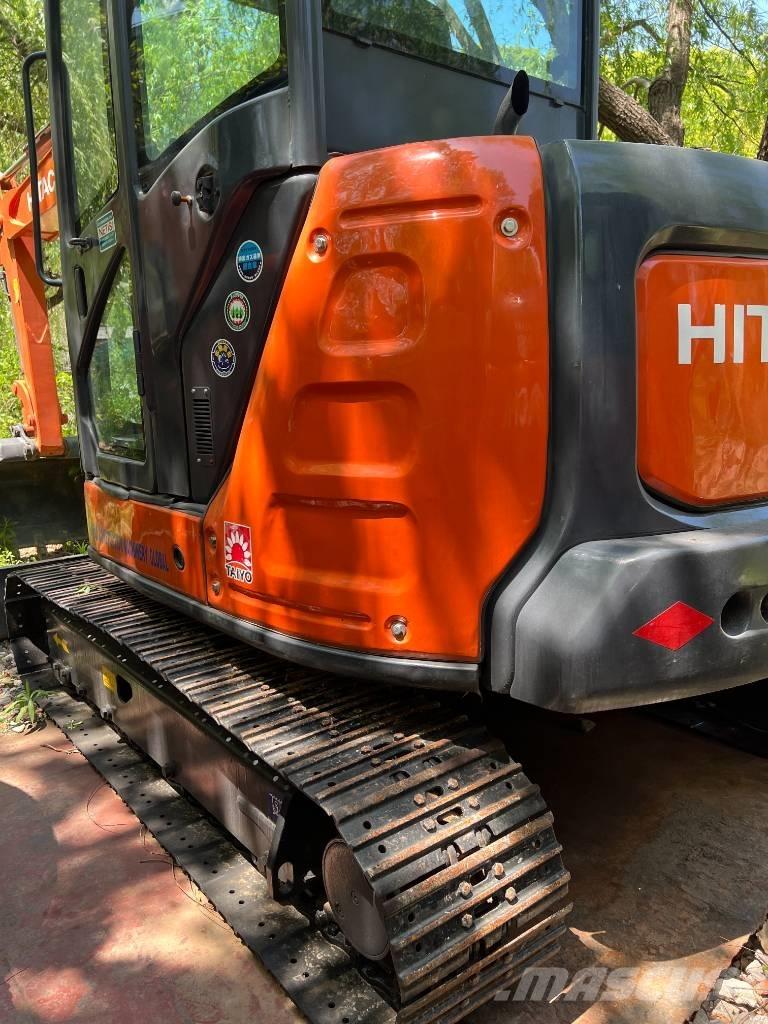  HIRACHI ZX50UR 小型挖掘机