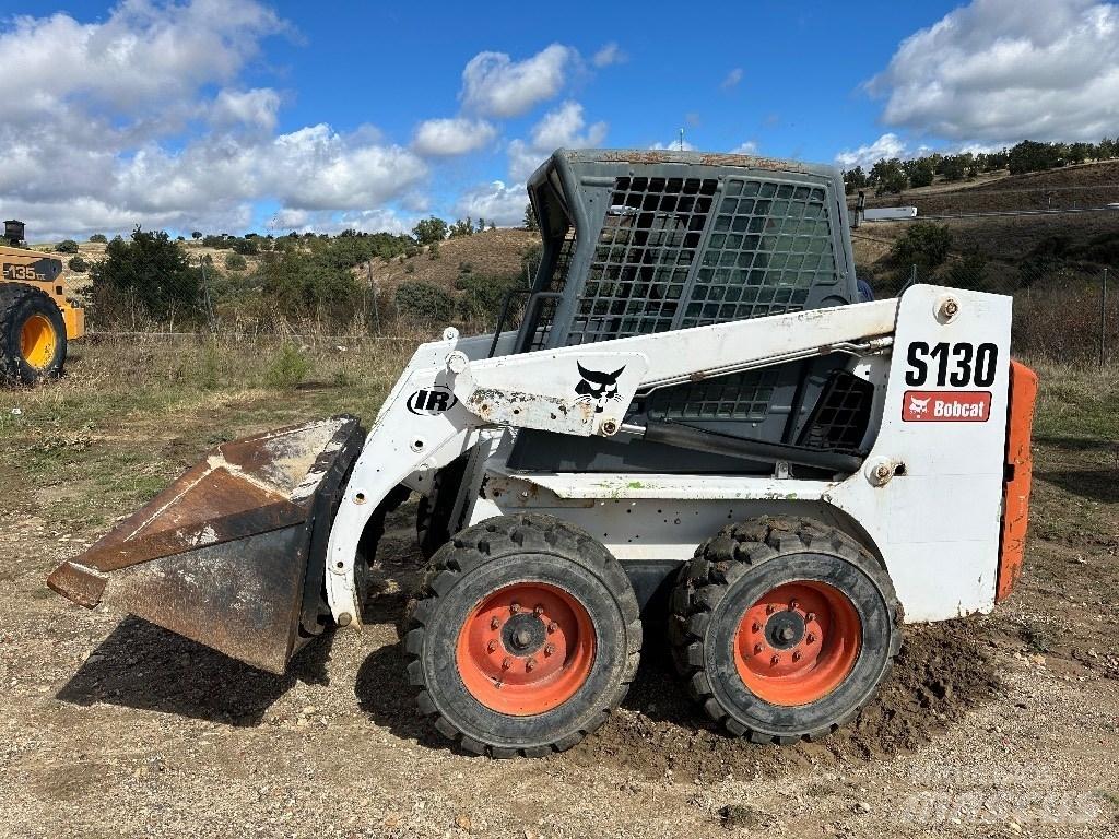 Bobcat S 130 滑移装载机